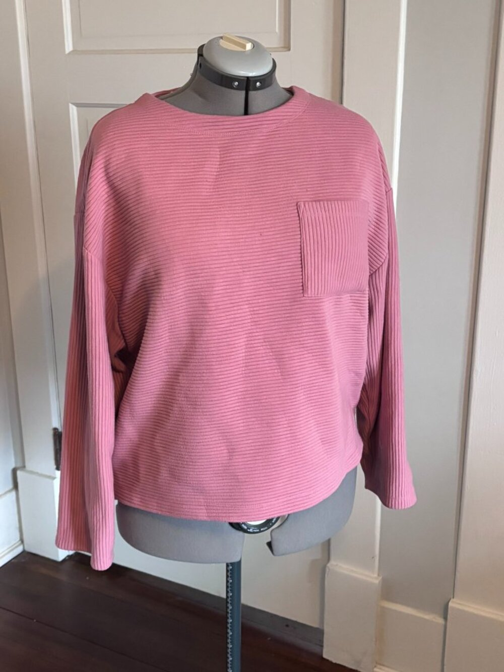A New Day Ribbed Light Mauve Pink Boxy Cropped Pullover Sweatshirt - Medium